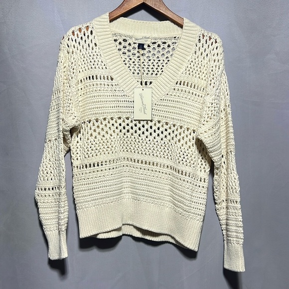 Universal Thread Sweaters - Knit sweater NWT